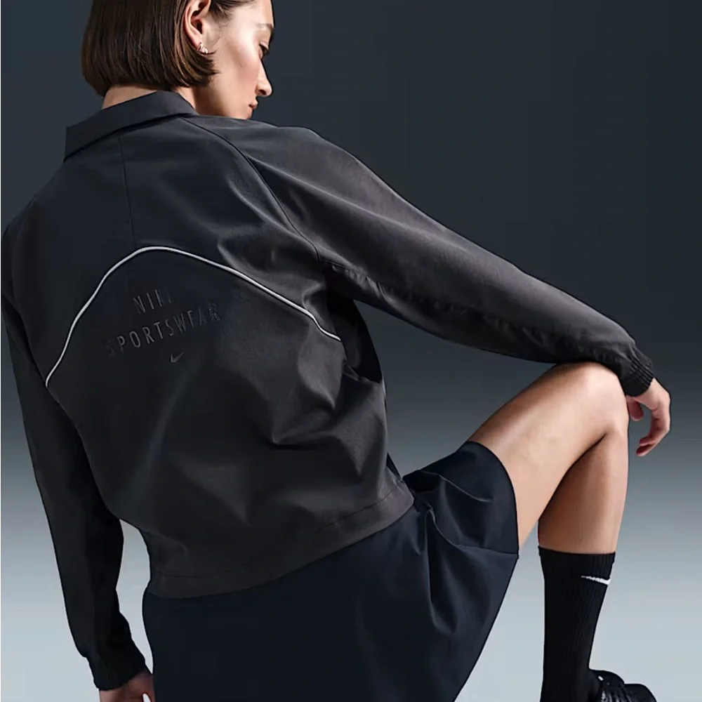 NWT Nike Sportswear Woven Jacket - Picture 2 of 8